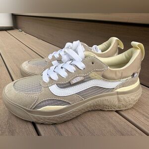 Vans UltraRange neo brand new women’s 7